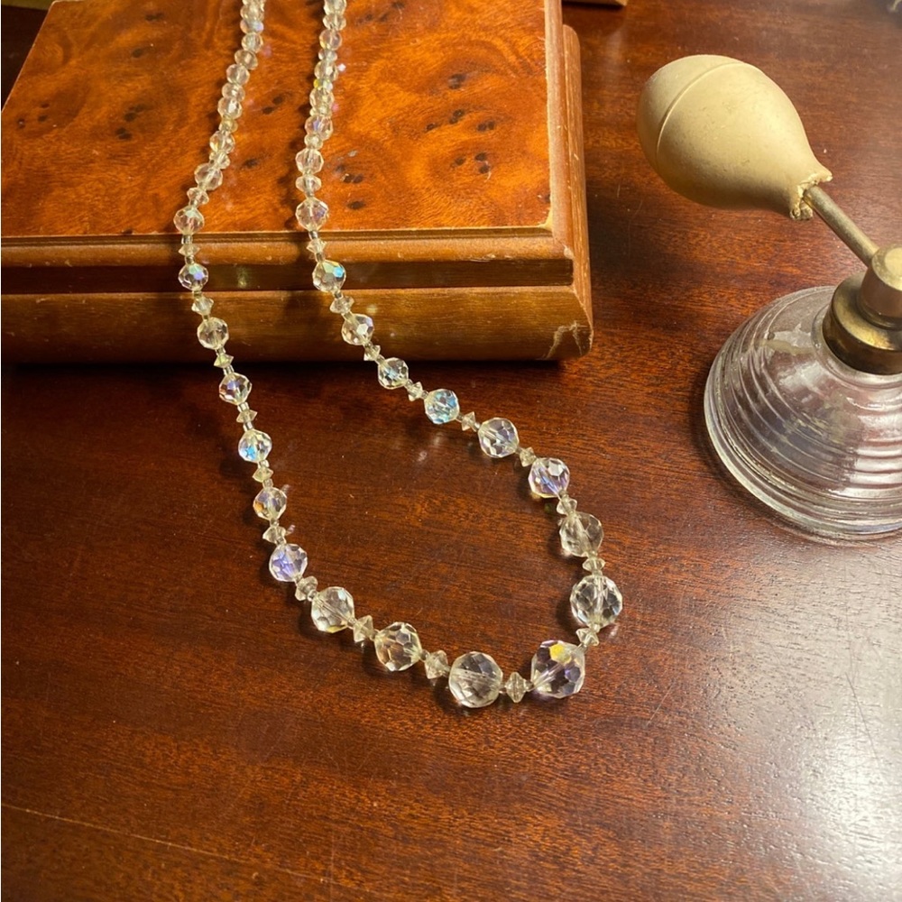 Vintage! Beautiful Crystal “ borealis” necklace!